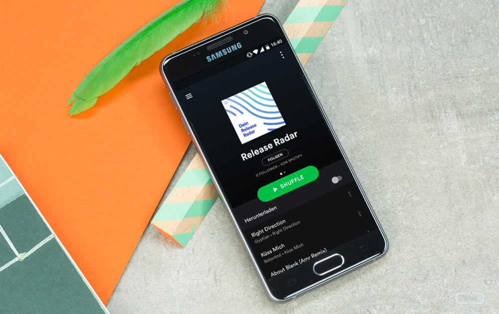 Spotify to become default music service on future Samsung devices